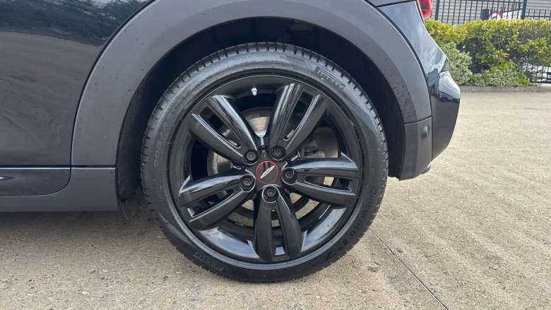 MINI Hatchback 1.5 Cooper Sport II 3dr Auto Petrol Hatchback